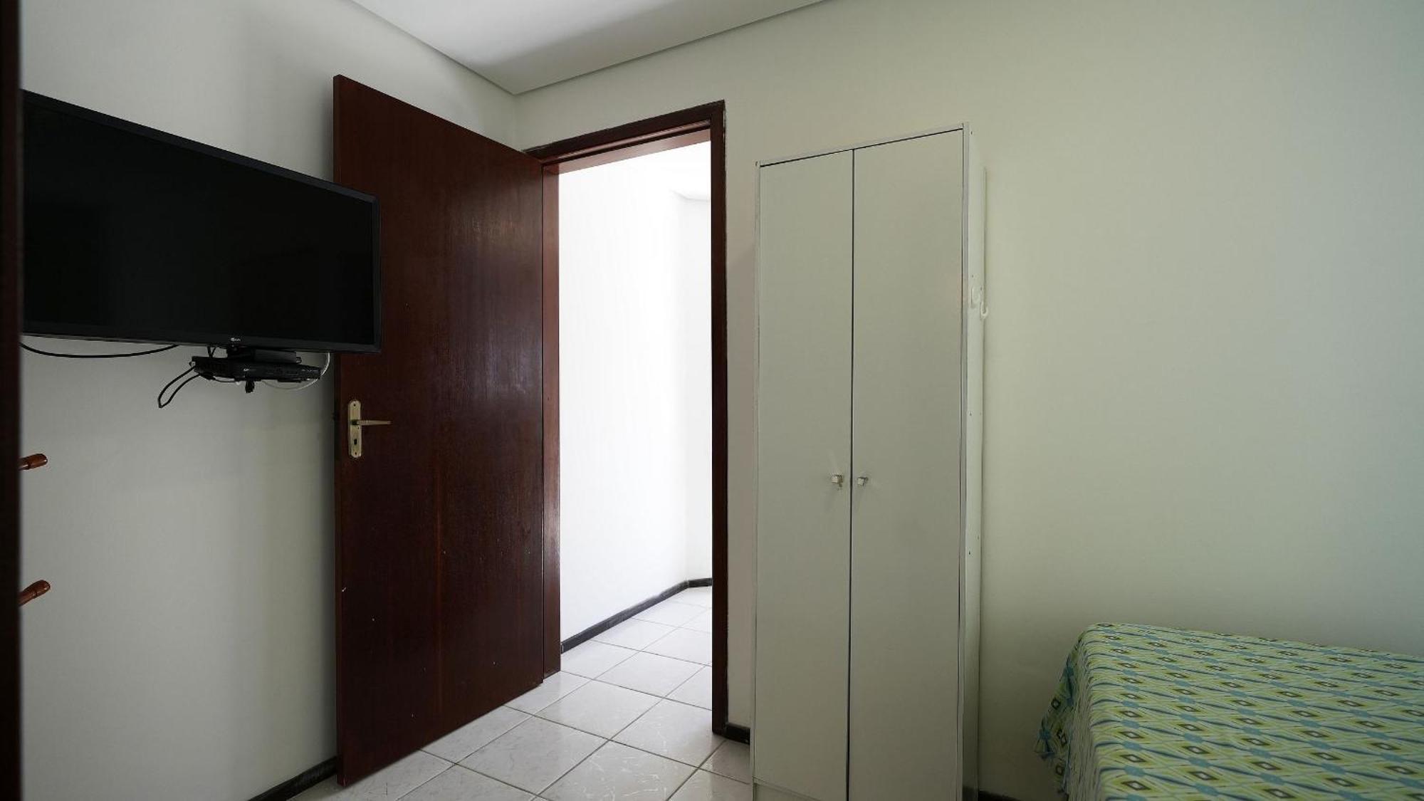 Residencial Adolfo - Mestre Naro Bombinhas Exteriör bild