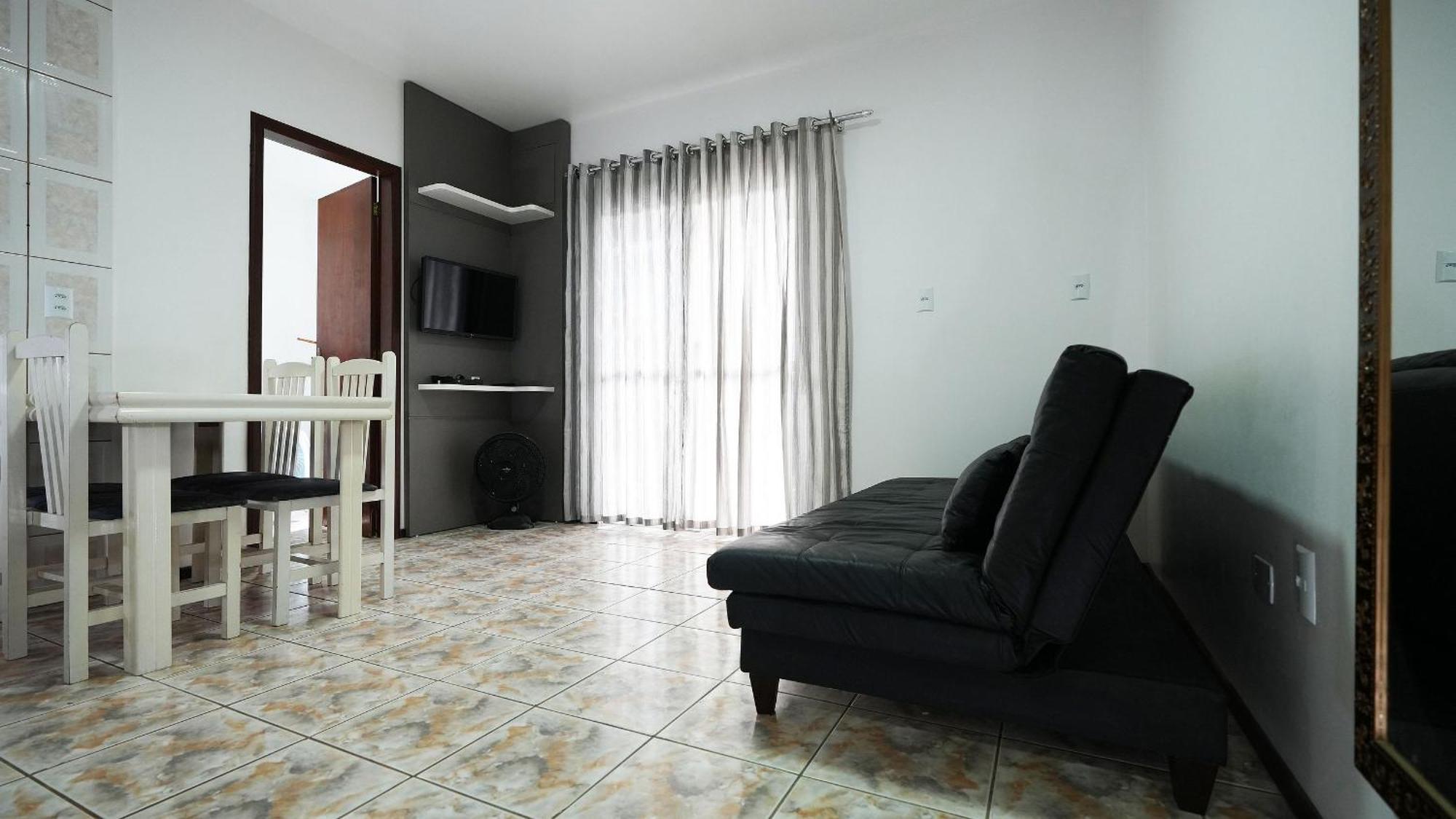 Residencial Adolfo - Mestre Naro Bombinhas Exteriör bild