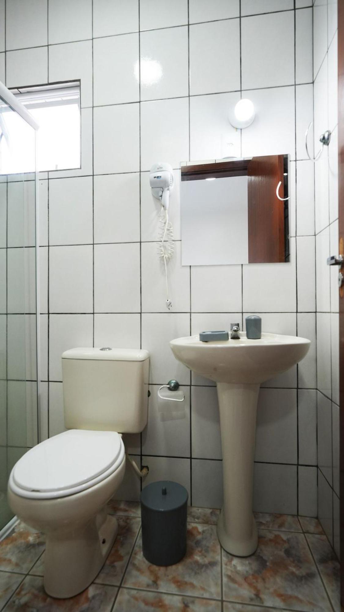 Residencial Adolfo - Mestre Naro Bombinhas Exteriör bild